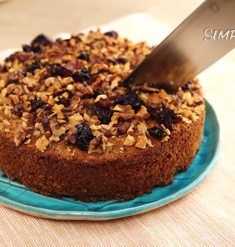 Healthy Oat and Apple Pie