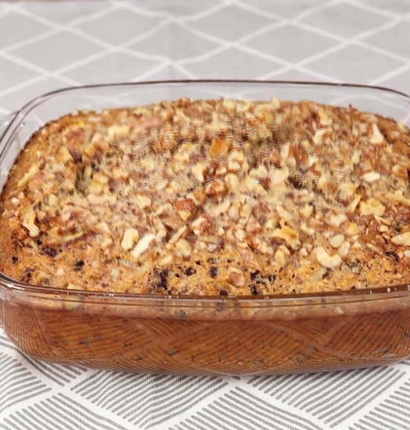 Baked Oatmeal with Apple, Banana & Chocolate