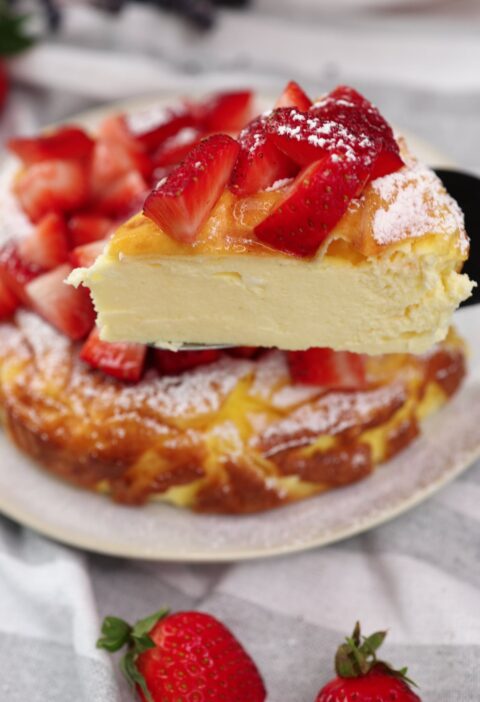 Only 3-Ingredient Cheesecake Recipe