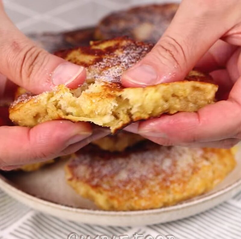 Juicy Apple Pancakes in 5 Minutes