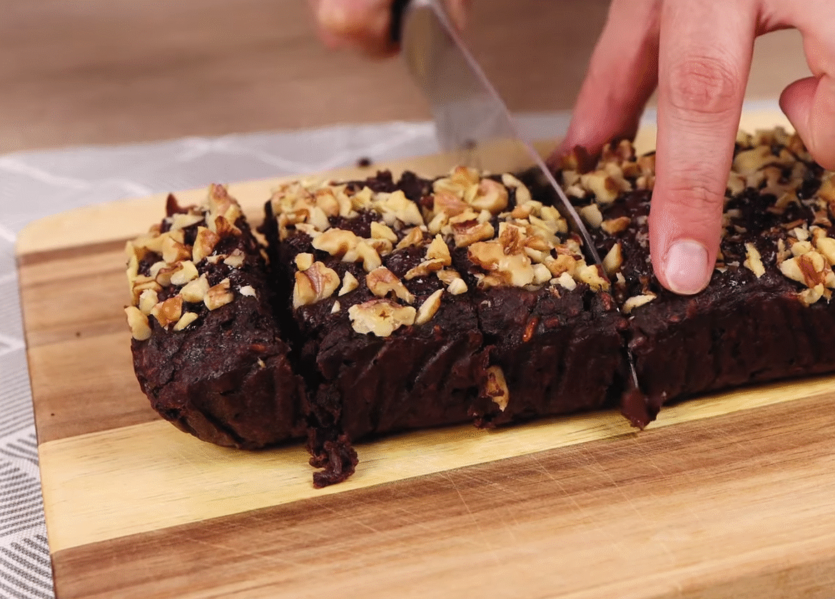 Banana Walnut Cake