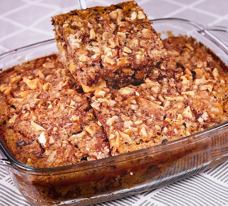 Golden Apple Oat Bake