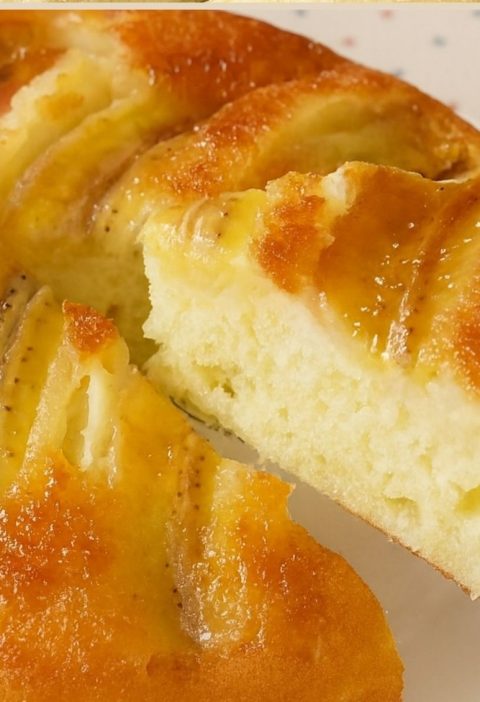 Sugar-Free Banana Skillet Cake