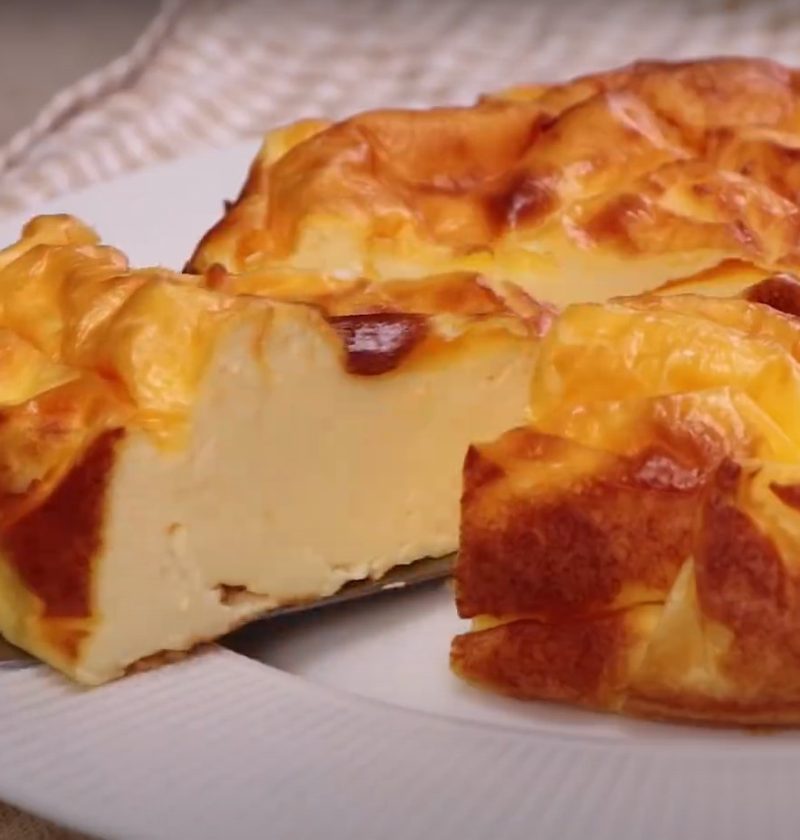 The Most Delicious Yogurt Cake