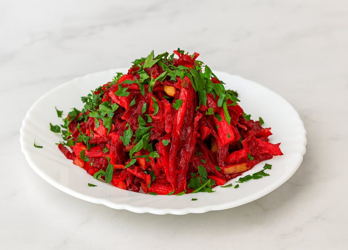 Fresh & Colorful Autumn Salad