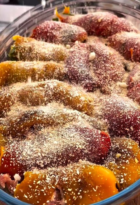 Roasted Pepper Rolls