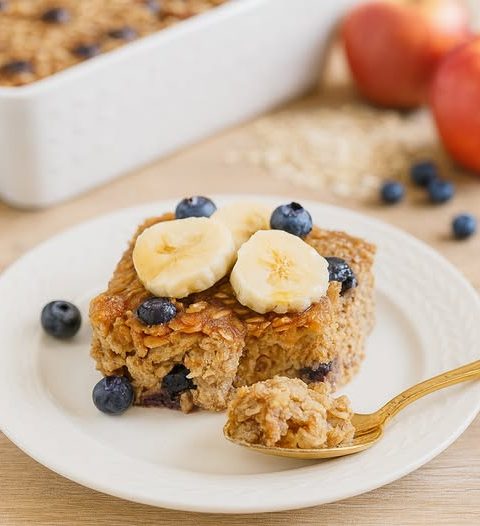 Blueberry Banana Baked Oatmeal