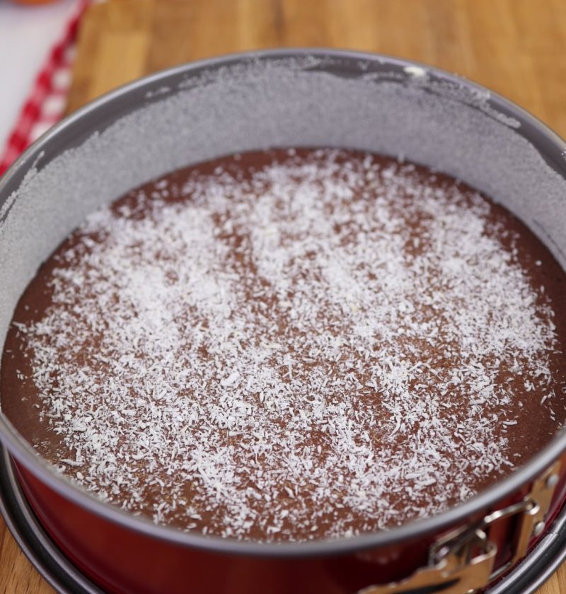 Fluffy Cocoa Semolina Cake