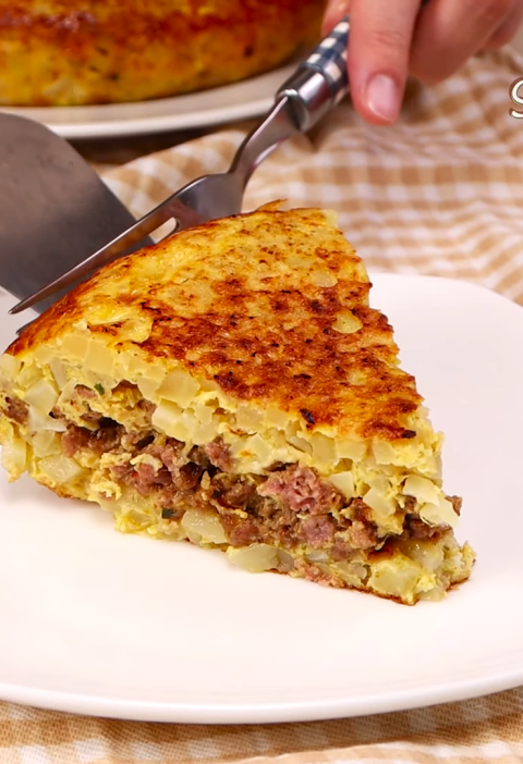 Potato eggs and ground beef