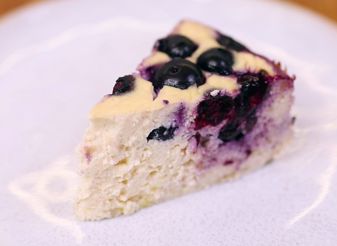 Healthy 4-ingredient Cheesecake