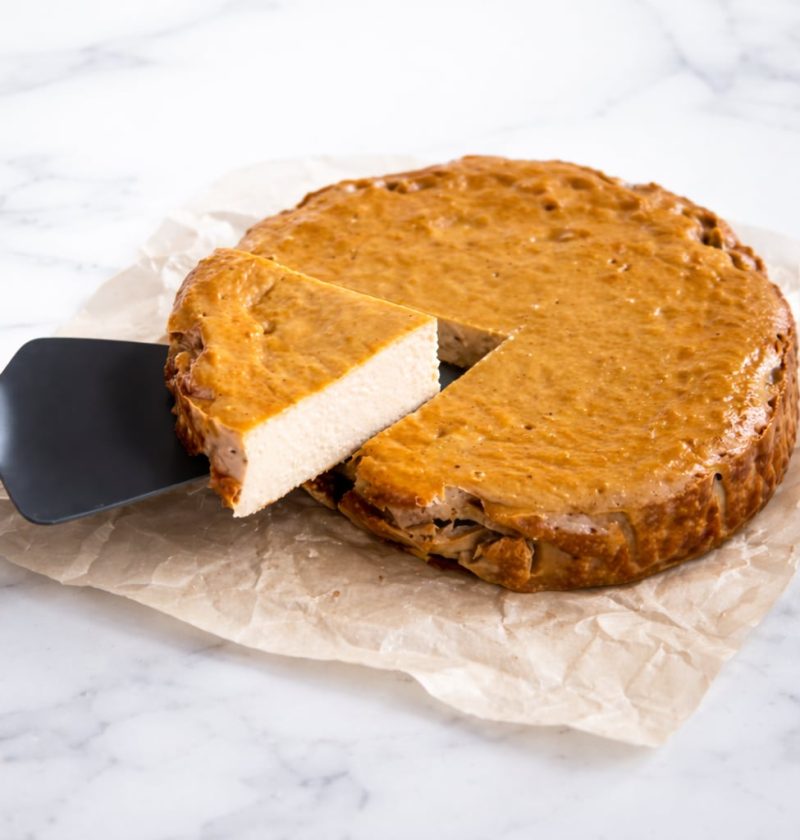 4-Ingredient Banana Greek Yogurt Cheesecake