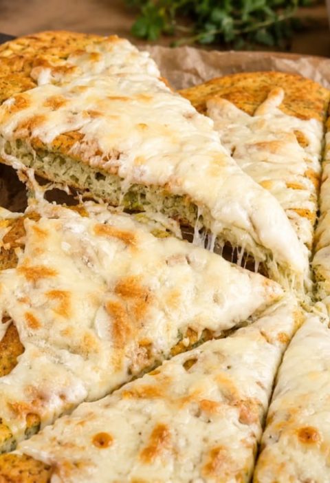 Cottage Cheese Almond Flatbread with Mozzarella