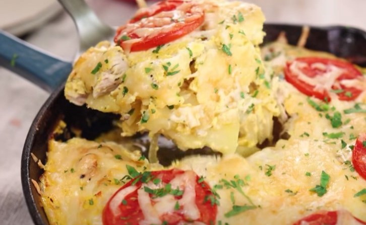 Creamy Greek Yogurt Chicken And Potato Bake