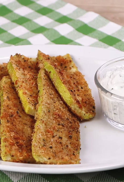 Crispy Parmesan Zucchini Slices