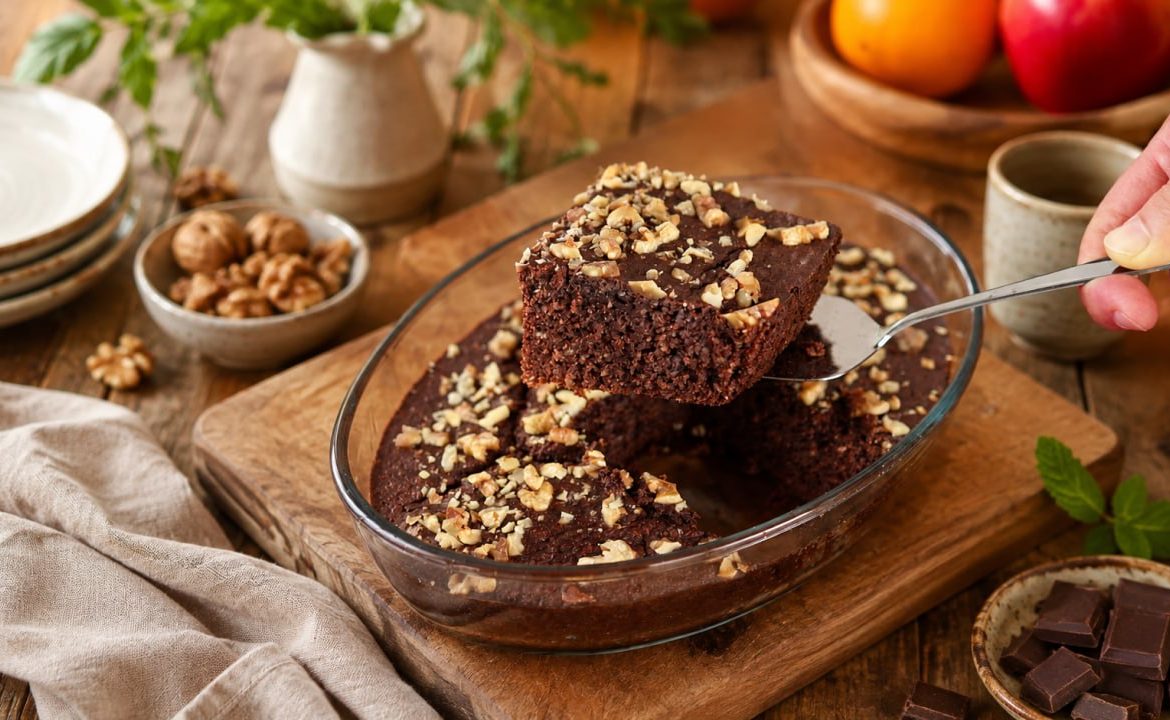 Chocolate Date Oat Cake